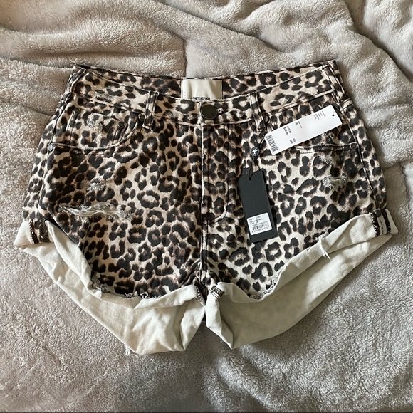 One Teaspoon Pants - One Teaspoon Animal Print Shorts